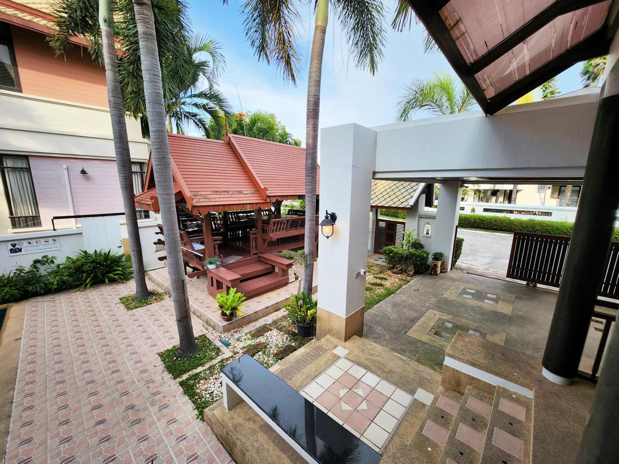חוף ג'ומטיין ปุณณภา พูล วิลล่า พัทยา Punnapha Pool Villa Pattaya מראה חיצוני תמונה